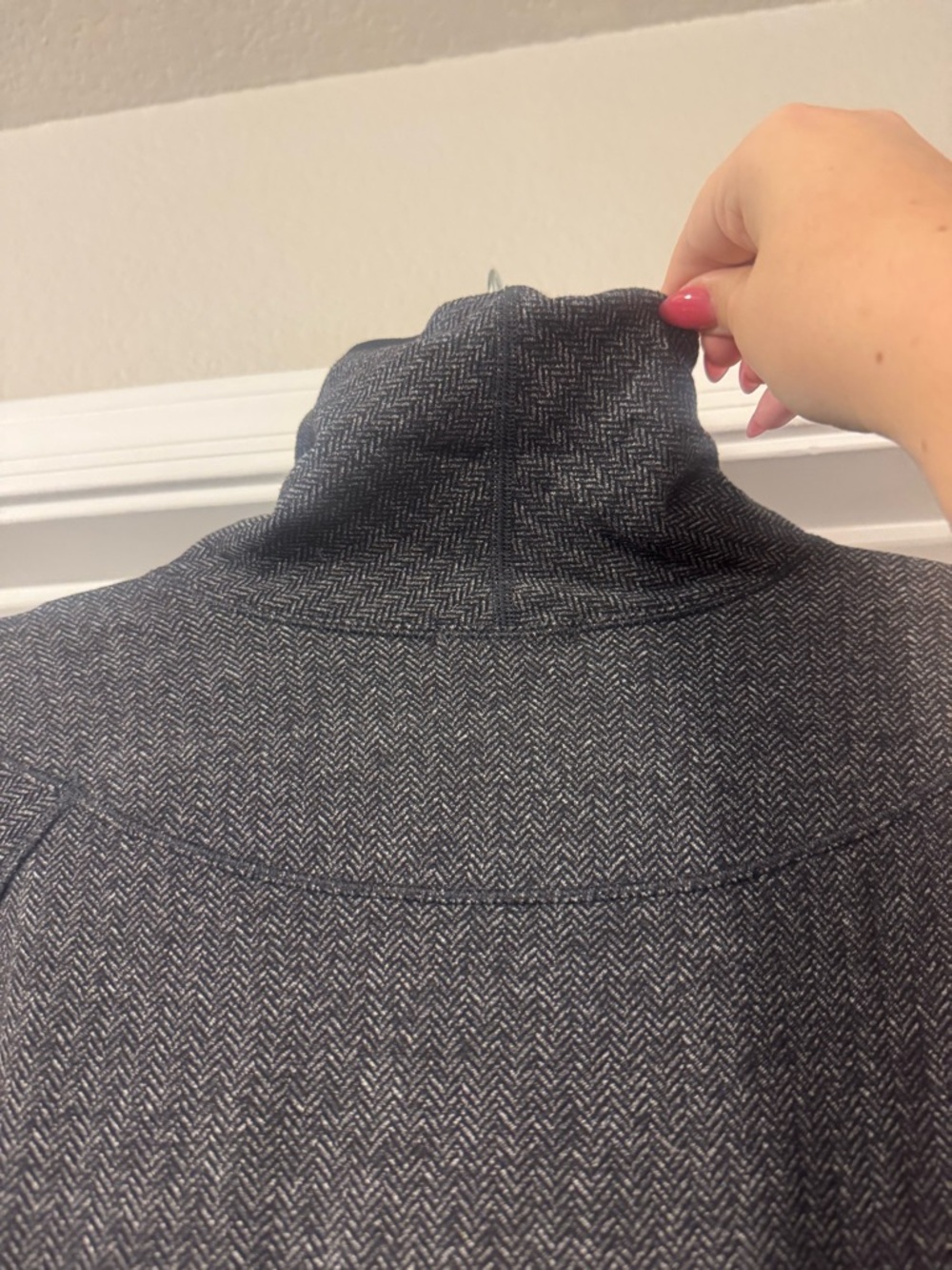 Lululemon Think Fast Herringbone Pullover - Picture 14 of 16